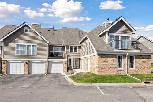 apt-4-5988 Chasewood Pkwy, Minnetonka, MN, 55343-4341 | Card Image