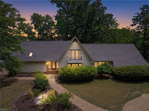651 Colony Trl, Lanexa, VA, 23089-6011 | Card Image