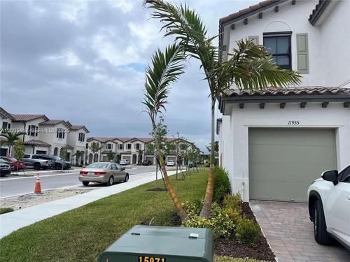 11935 Sw 246th Ter, Homestead, FL, 33032-3028 | Card Image
