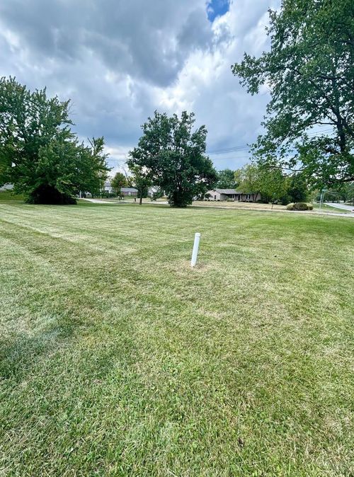 8391 Dimmick Rd, West Chester, OH, 45241-1413 | Card Image
