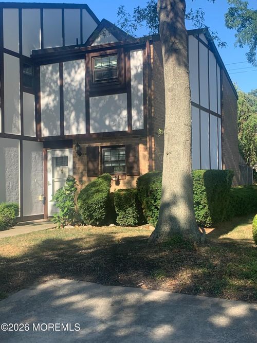 63-63 Apple Dr, Spring Lake, NJ, 07762-2182 | Card Image
