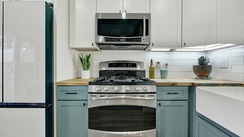 16582 Nube, Huntington Beach, CA, 92649 | Card Image