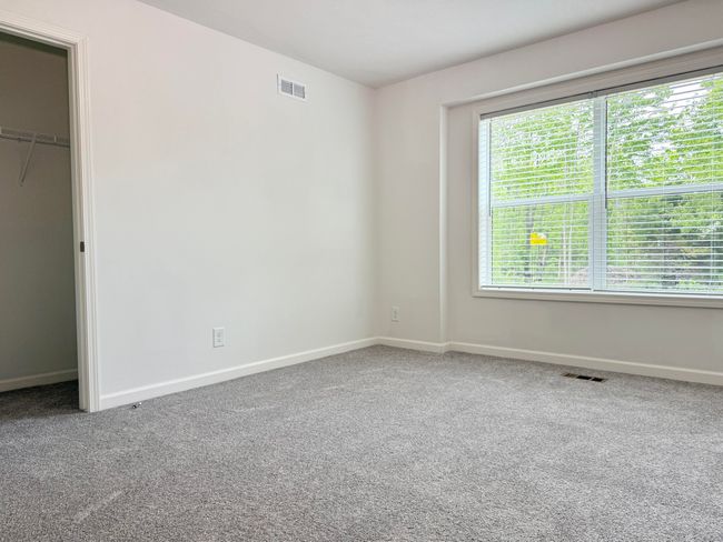 2827 Green Acres Dr, House other with 3 bedrooms, 2 bathrooms and null parking in Mulliken MI | Image 10