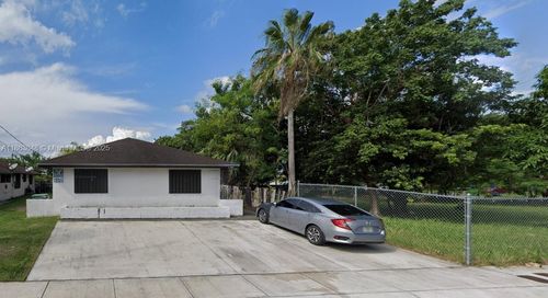 11535 Sw 216th St, Miami, FL, 33170-2932 | Card Image