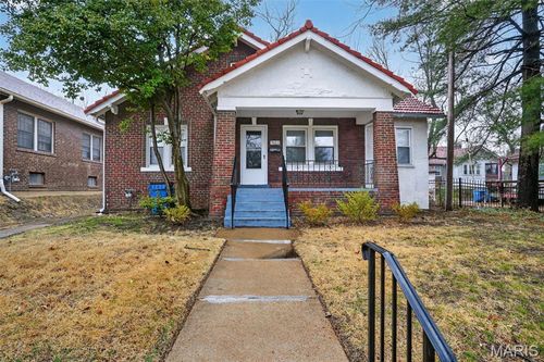 7611 Rosedale Drive, St Louis, MO, 63121 | Card Image