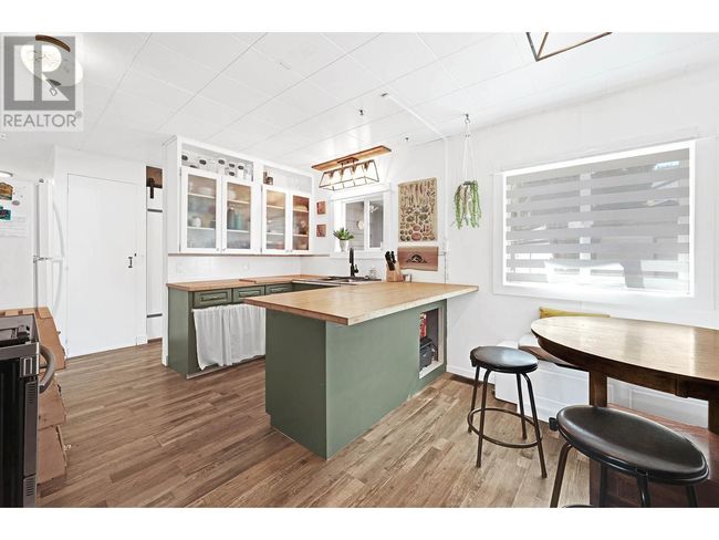 2820 Westsyde Rd, House other with 3 bedrooms, 2 bathrooms and null parking in Kamloops BC | Image 6