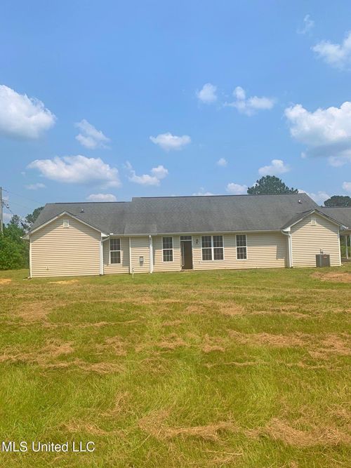 365 County Road 9, Bay Springs, MS, 39422-9554 | Card Image