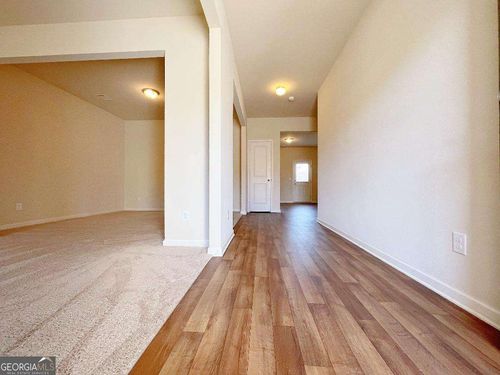 279 Darling Ln, Pendergrass, GA, 30567-3835 | Card Image