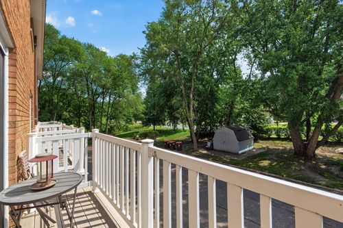 i-1860 Mcmenemy St, Maplewood, MN, 55117-2467 | Card Image