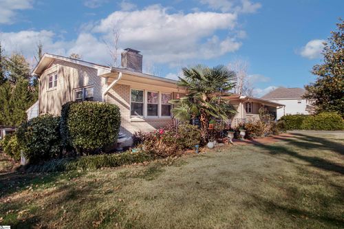 103 Forest Dr, Easley, SC, 29642-1307 | Card Image
