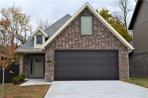 1806 Sw Riverstone Rd, Bentonville, AR, 72713-4982 | Card Image