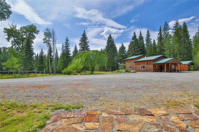 32 Whitepine Creek Rd, House other with 2 bedrooms, 2 bathrooms and null parking in Trout Creek MT | Image 4