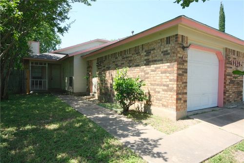 a-12212 Alderbrook Dr, Austin, TX, 78758-5301 | Card Image