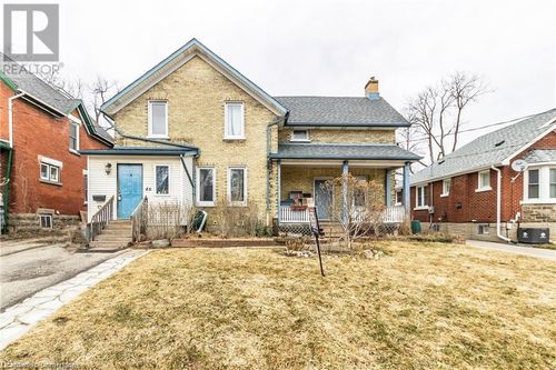 46 Shanley St, Kitchener, ON, N2H5N9 | Card Image