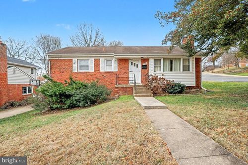 5940 4th St N, ARLINGTON, VA, 22203-1113 | Card Image