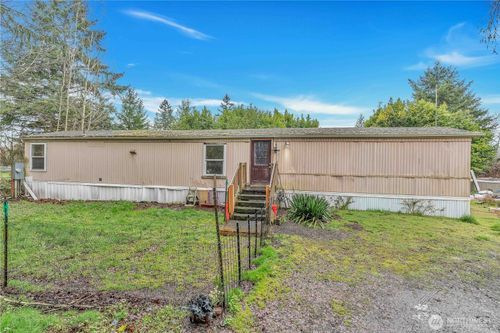 7629 Old Pacific Hwy N, Castle Rock, WA, 98611-9626 | Card Image