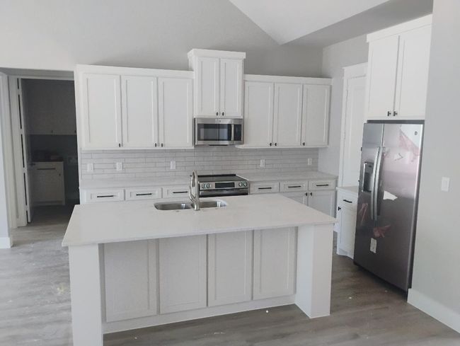 192 Johnston Ln, House other with 3 bedrooms, 2 bathrooms and null parking in Runaway Bay TX | Image 4