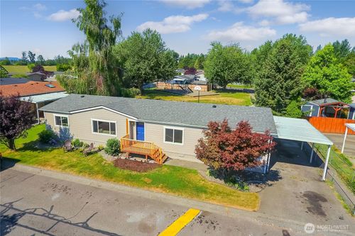 232 Grand Fir Dr, Enumclaw, WA, 98022-7404 | Card Image