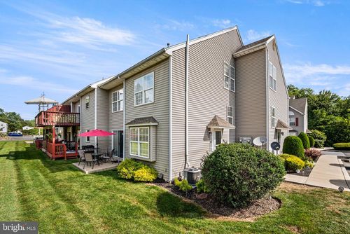 16 Horseshoe Dr, DOUGLASSVILLE, PA, 19518-9218 | Card Image