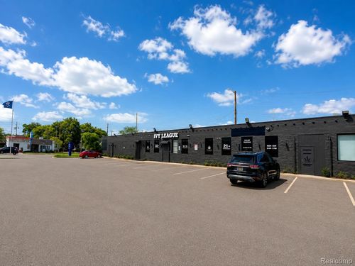 465 S Schaefer Hwy, Detroit, MI, 48217-1356 | Card Image