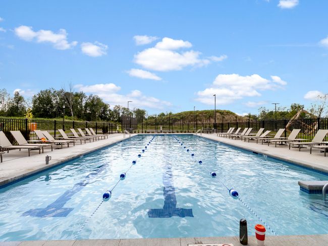 4163 E Hemlock Dr, Condo with 3 bedrooms, 2 bathrooms and null parking in Oak Creek WI | Image 52
