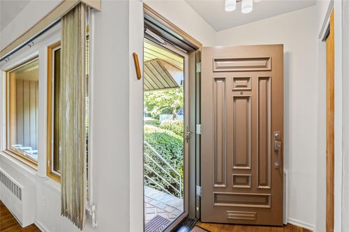 1012 Westwood Rd, Woodmere, NY, 11598-1125 | Card Image