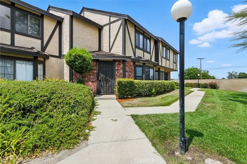 14846 Brownstone Ln, Westminster, CA, 92683-5915 | Card Image