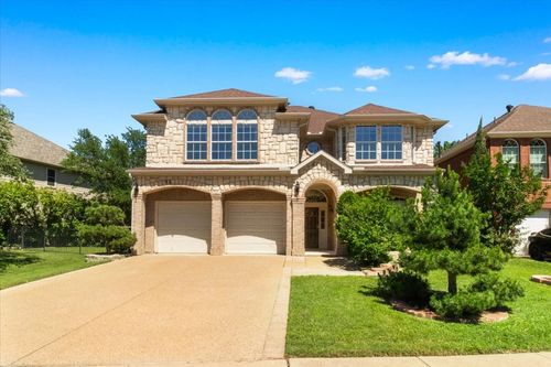 5786 Walnut Creek Dr, Fort Worth, TX, 76137-3879 | Card Image