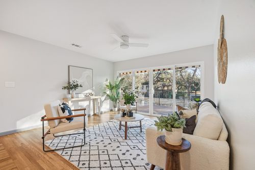 809 E 38th St, Austin, TX, 78705-1809 | Card Image