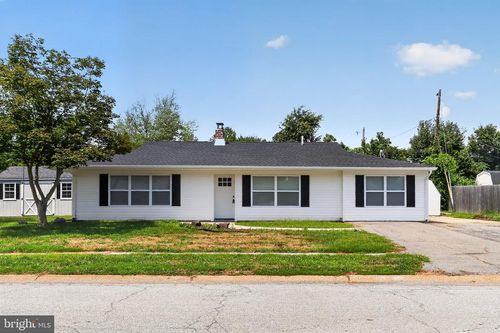 52 Chaucer Dr, NEWARK, DE, 19713-3816 | Card Image
