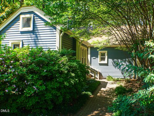 5809 Sentinel Dr, Raleigh, NC, 27609-3507 | Card Image