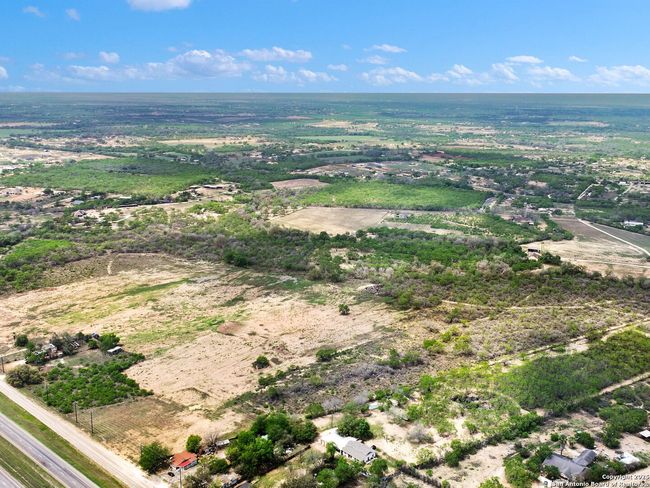 17171 Interstate 35 S, Home with 0 bedrooms, 0 bathrooms and null parking in Atascosa TX | Image 7