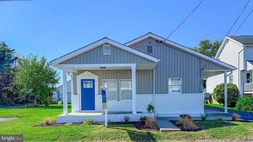 2806 Bay Dr, Baltimore, MD, 21219-1614 | Card Image