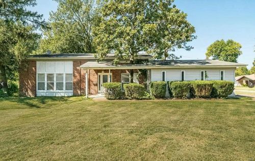 698 Carriage Ln, Hazelwood, MO, 63042-3400 | Card Image