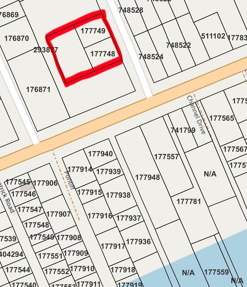 000 Black'S Slip, Gilchrist, TX, 77650 | Card Image