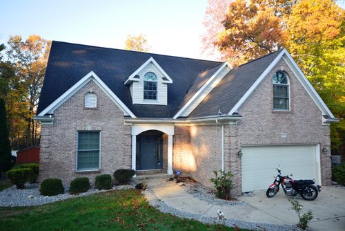 4696 Forest Creek Dr, Kalamazoo, MI, 49009-9604 | Card Image