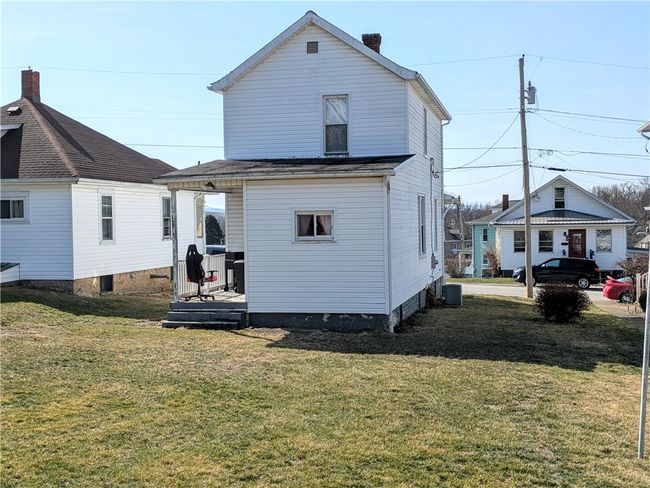 716 George St, House other with 2 bedrooms, 1 bathrooms and 2 parking in Scottdale PA | Image 18