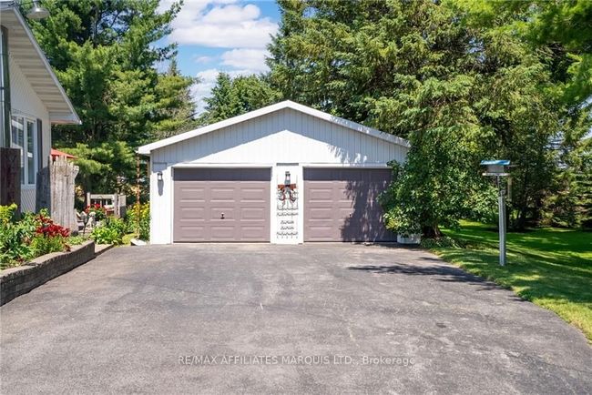 16933 8 Th Rd, House other with 3 bedrooms, 2 bathrooms and 8 parking in Moose Creek ON | Image 23