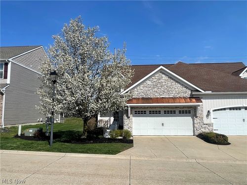 10945 Rocky Ledge Ln, Concord Township, OH, 44077-8605 | Card Image