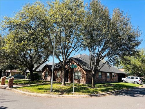 2301 Pheasant Dr, Edinburg, TX, 78539-6948 | Card Image