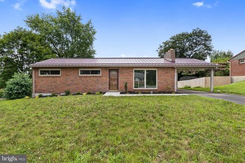 5615 Devon Dr, HARRISBURG, PA, 17112-3902 | Card Image