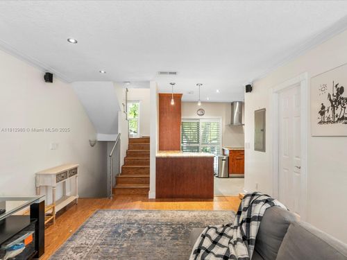 3097-3097 Bird Ave, Miami, FL, 33133-4540 | Card Image