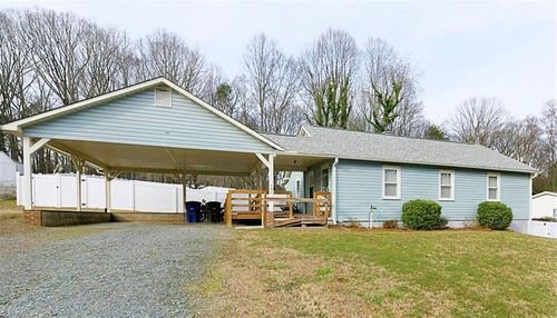 131 Pasadena Dr, Winston-Salem, NC, 27127-6748 | Card Image