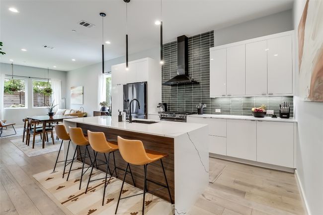 UNIT-2105 - 2108 Tillery St, House other with 2 bedrooms, 3 bathrooms and 1 parking in Austin TX | Image 4