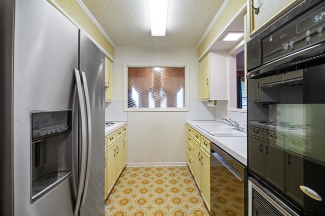 2742 Lisa Ln, House other with 3 bedrooms, 2 bathrooms and null parking in Tyler TX | Image 5
