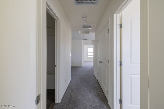 340 Summer Sparrow Ave, Townhouse with 3 bedrooms, 3 bathrooms and null parking in Henderson NV | Image 13