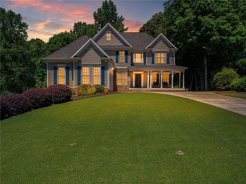 8970 Riverwood Ln, Gainesville, GA, 30506-7958 | Card Image
