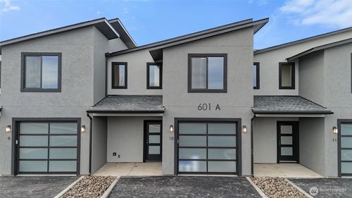 bldg-b-601 S Dorsing St, Moses Lake, WA, 98837-4066 | Card Image