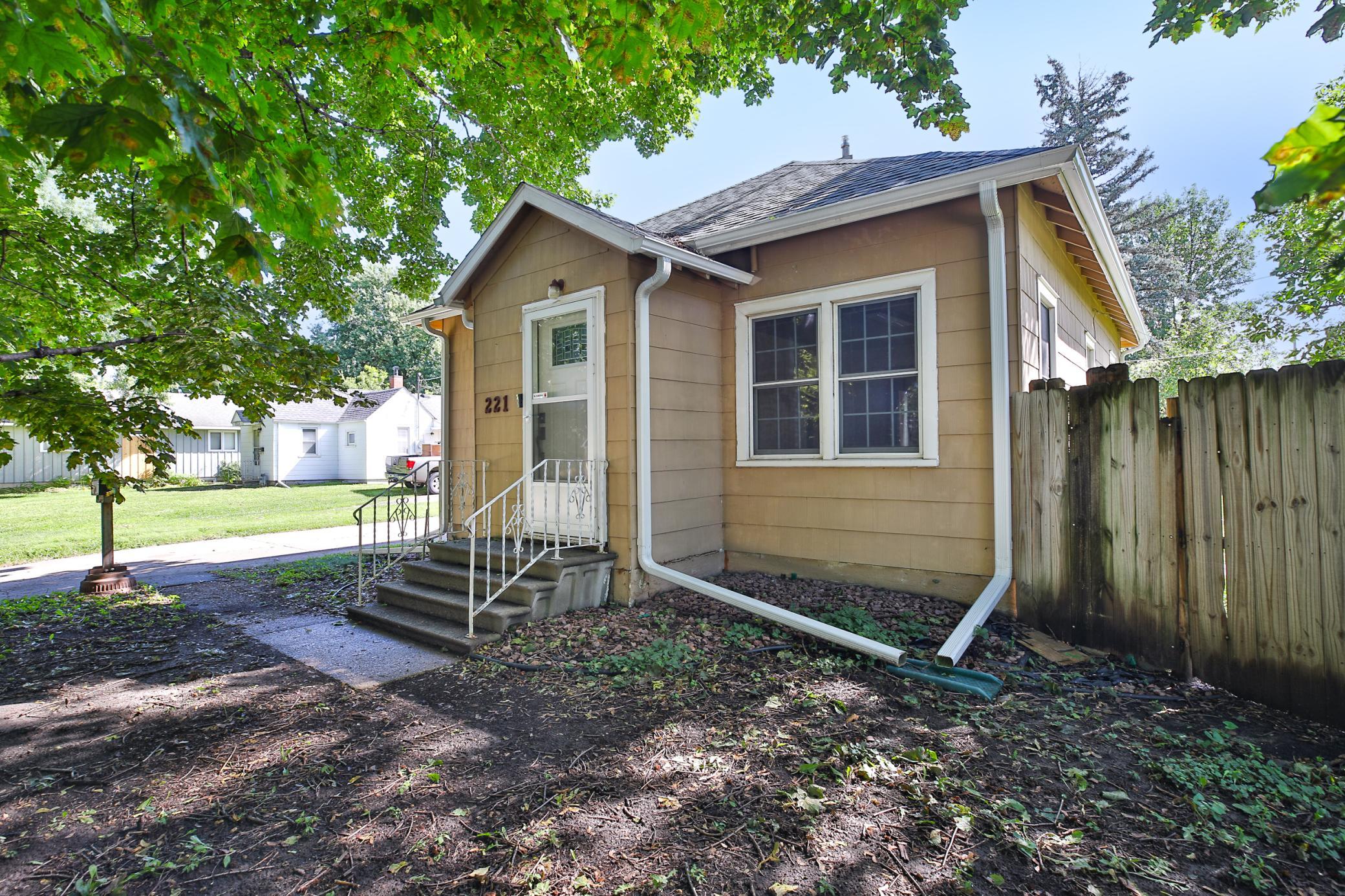 Bryan Ave, Owatonna, MN 55060