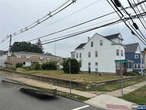 88 Montclair Avenue, Paterson, NJ, 07503 | Card Image